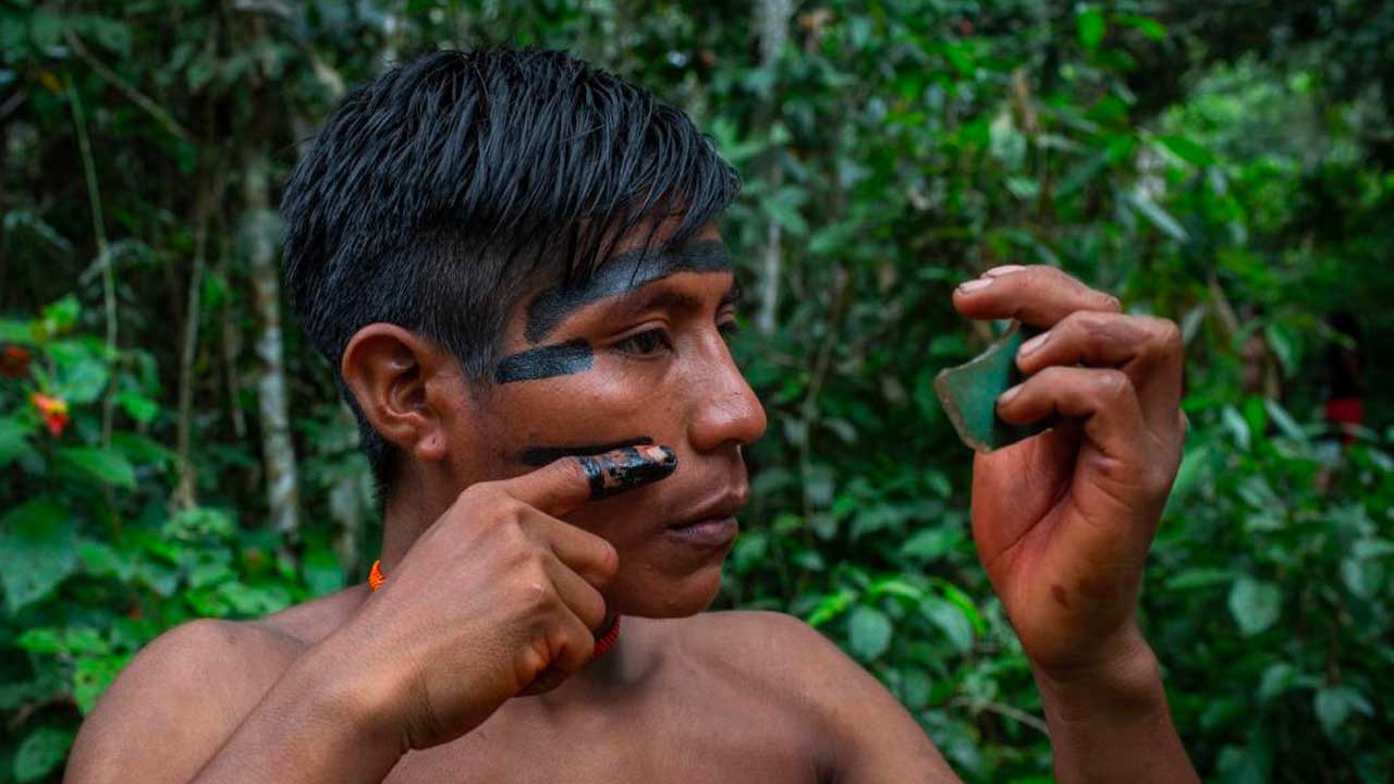 A história do povo Yanomami resistência e perseverança