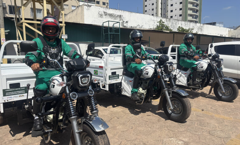 Triciclos retiram 300 toneladas de lixo das ruas de Belém no 1º mês