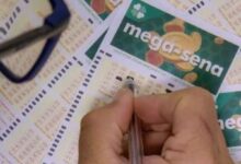 Bandeiras e volantes de loteria da Caixa Econômica Federal