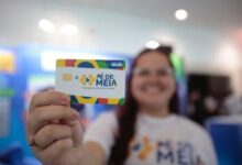 Estudantes beneficiários do programa Pé-de-Meia