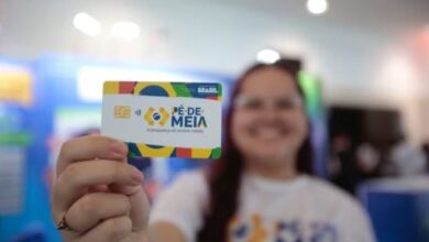 Estudantes beneficiários do programa Pé-de-Meia