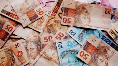 Calendário indicando o quinto dia útil de setembro de 2026