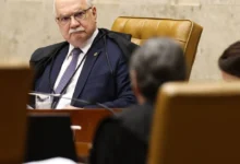 Ex-ministros e sociedade civil divulgam carta em apoio a Fachin