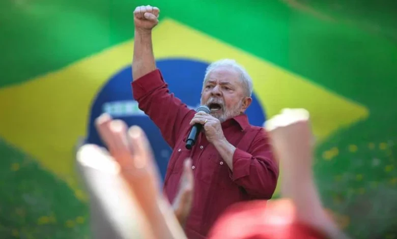 Lula: criaram banqueiro e criaram quadrilha da previdência social; nós prendemos os envolvidos