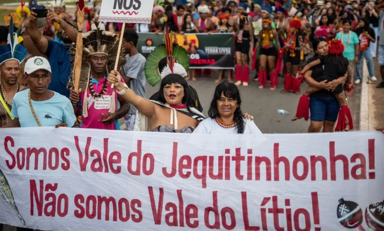 Maioria dos projetos no Congresso ameaçam indígenas, diz pesquisa