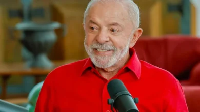 Coligação de Lula aciona TSE contra uso de perfis para impulsionar campanha de Flávio