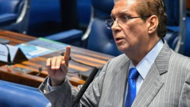 Jader Barbalho está entre os senadores que apoiaram o fim da escala 6x1