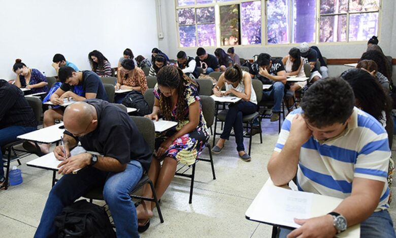 Inep divulga gabarito oficial do Encceja 2026; saiba como conferir