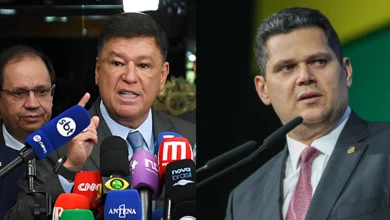 Senador Carlos Viana em pronunciamento oficial