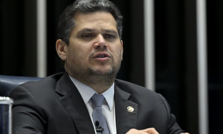 Senador Davi Alcolumbre em sessão no Senado Federal