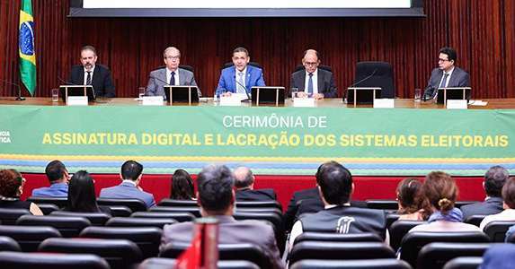 TSE conclui lacração dos sistemas eleitorais que serão usados nas eleições de 2026