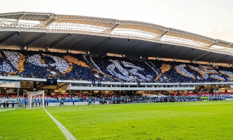 Torcida no Estádio Mangueirão para partida de futebol