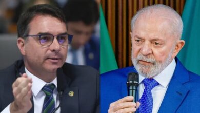 Urna eletrônica em votação no Brasil