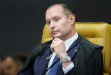 Ministro Cristiano Zanin durante sessão no Supremo Tribunal Federal