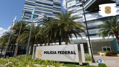 Policiais federais em operação de segurança