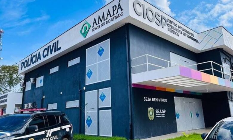 Brasão da Polícia Civil e instalações de segurança pública no estado