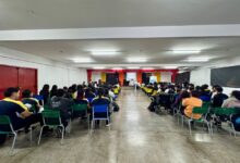 Prefeitura de Manaus orienta mais de 100 estudantes da zona Norte sobre direitos do consumidor