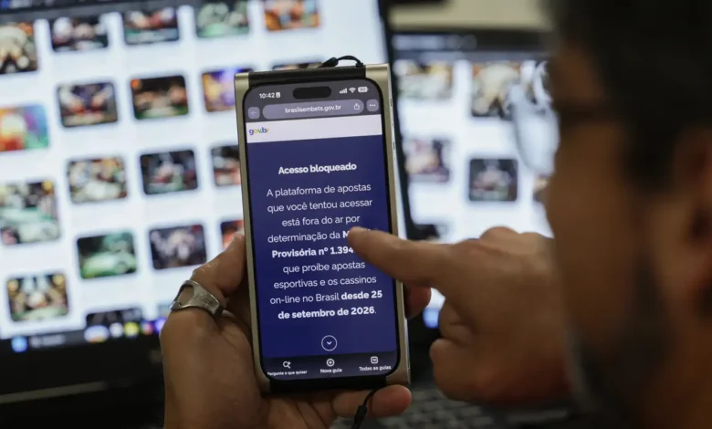Sites de apostas esportivas saem do ar no Brasil nesta terça-feira
