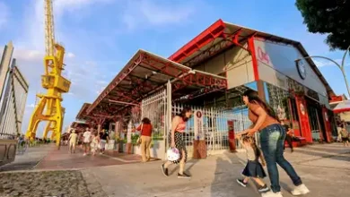 Fachada do Armazém da Gastronomia no Complexo Porto Futuro em Belém