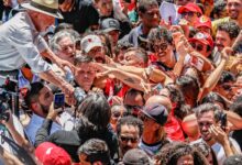 Lula afirma que PT vai acionar a Justiça contra suspensão do Exército do Lula