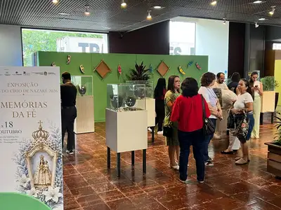 Peças de joalheria expostas na mostra Joias de Nazaré no Espaço São José Liberto