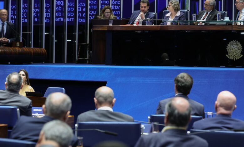 Imagem ilustrativa do plenário do Senado Federal durante sessão de votação