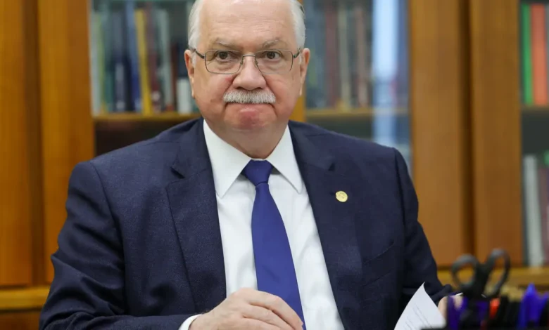 Edson Fachin em reunião com o diretor-geral da Polícia Federal