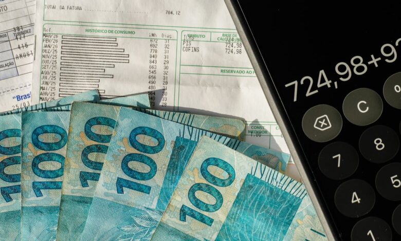 Micro e pequenos empresários devem realizar a adesão ao Simples Nacional até esta quinta-feira