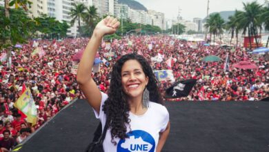 Manifestação de estudantes e jovens nas ruas