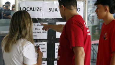 Urna eletrônica durante votação