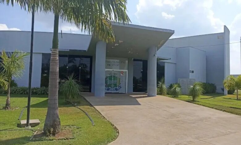 Justiça suspende verba indenizatória de R$ 9,4 mil a prefeito e secretários de Sinop