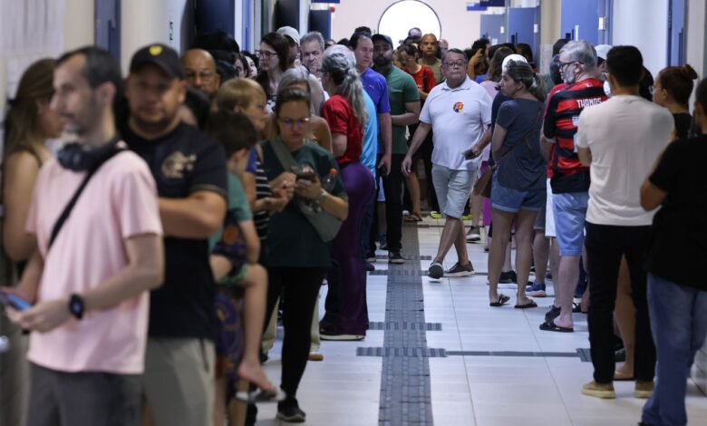 Urna eletrônica em seção eleitoral