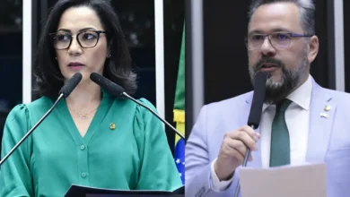 Urna eletrônica durante votação no estado do Acre