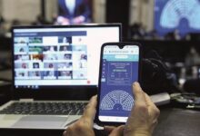 Linhas de código de computador exibidas em uma tela.