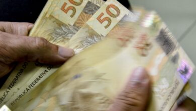 Documentos e registros financeiros associados ao programa Desenrola.