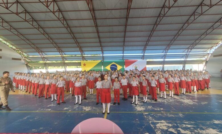 Fachada do Colégio Militar de Cruzeiro do Sul