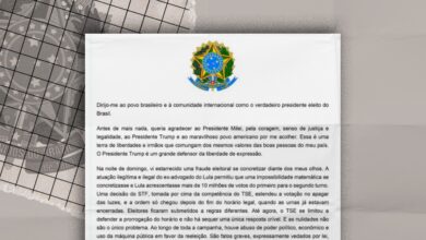 Advogados acionam PF por uso de brasão da República em carta de Flávio