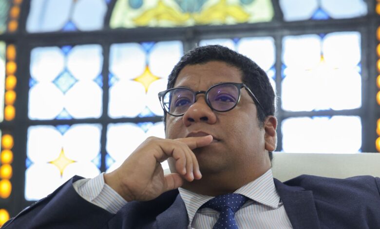 O embaixador de Cuba no Brasil, Victor Manuel Cairo Palomo
